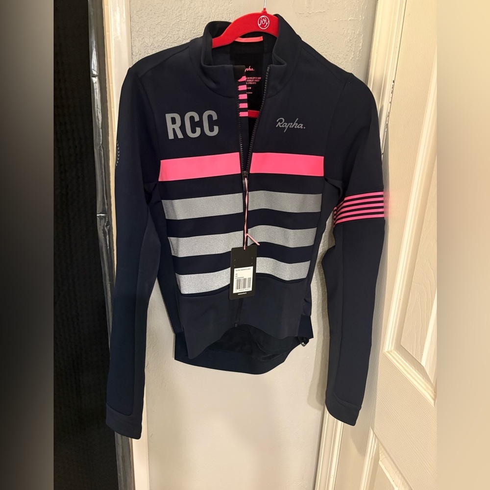 Rapha RCC Pro Team Winter Jacket Medium Dark Navy
NWT